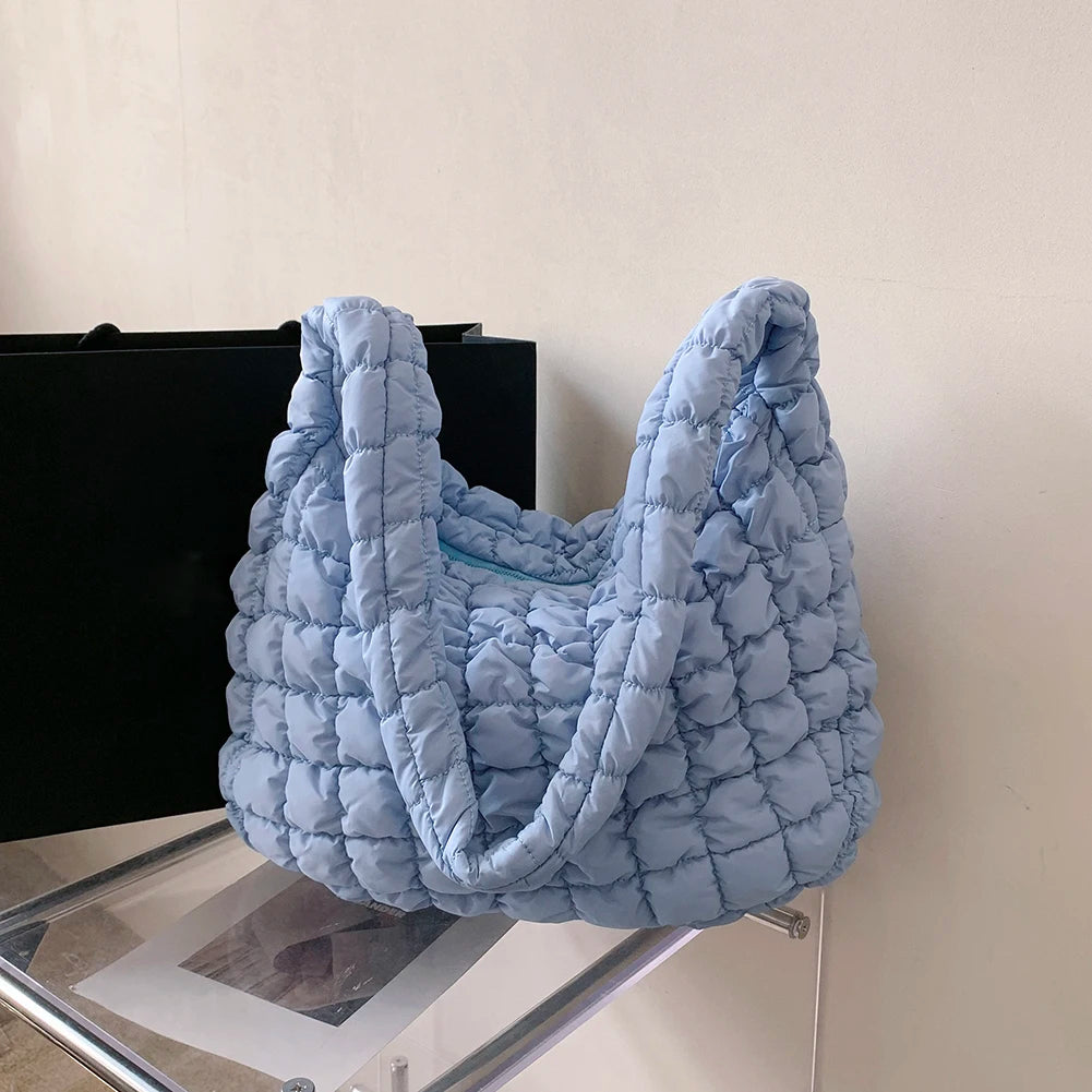 Nina gewatteerde tas